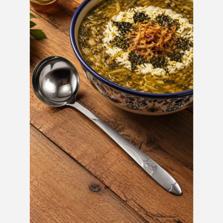 ملاقه بزرگ،ملاقه آشی طرح میخک(کرایه در مقصد)(سعی میکنیم با کمترین هزینه بسته براتون ارسال بشه)